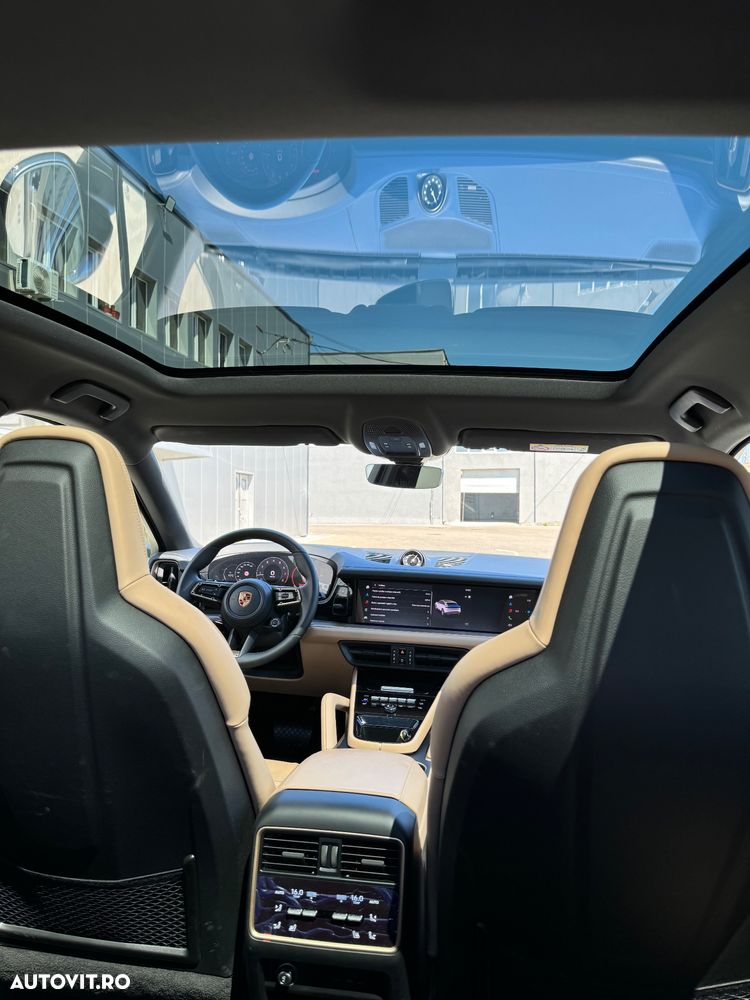 Porsche Cayenne Coupe Black Edition - 25
