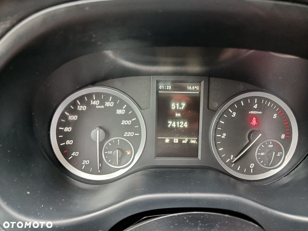 Mercedes-Benz Vito - 8