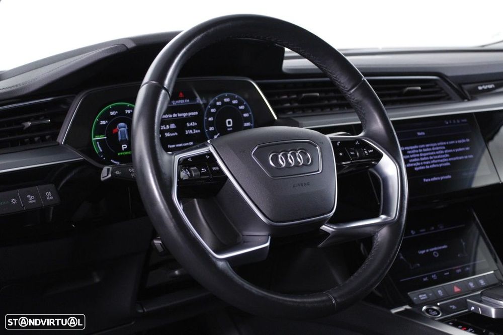 Audi Q8 e-Tron 55 quattro Advanced - 22