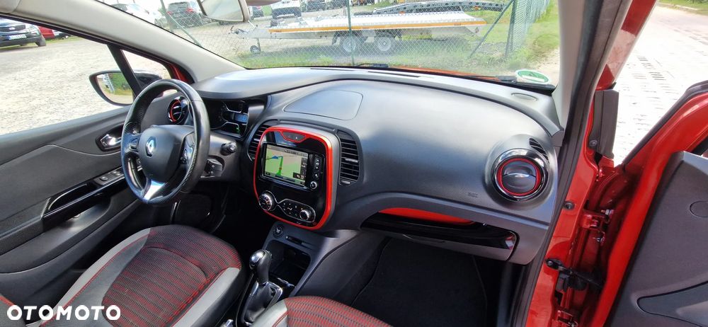 Renault Captur TCe 120 EDC Helly Hansen - 26