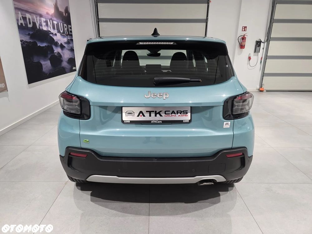 Jeep Avenger 1.2 T3 mHEV Altitude FWD eDCT6 - 7