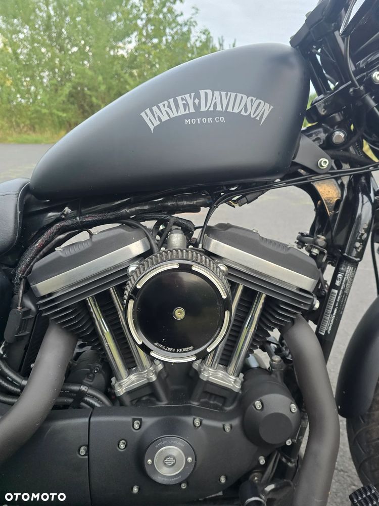 Harley-Davidson Sportster Iron 883 - 7