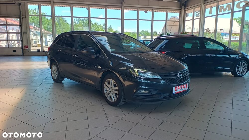 Opel Astra 1.4 T Elite - 4
