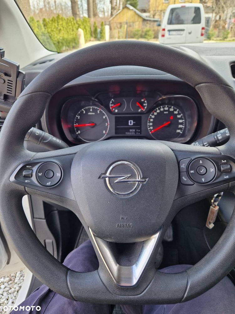 Opel COMBO - 4