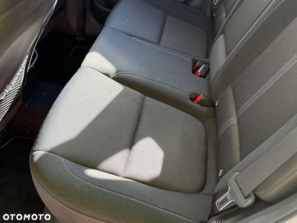 Hyundai Kona - 7
