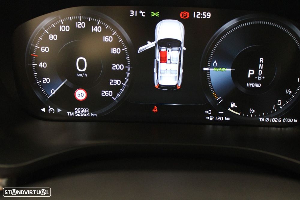 Volvo XC 60 2.0 T8 PHEV Momentum AWD — fotografia 40