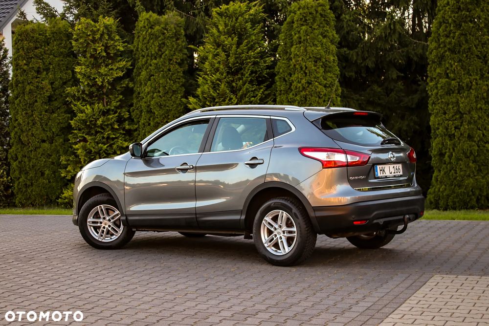 Nissan Qashqai 1.5 dCi TEKNA - 6