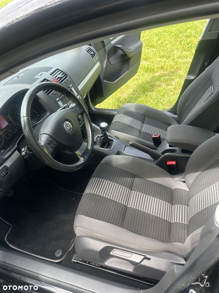 Volkswagen Golf 1.6 United - 22