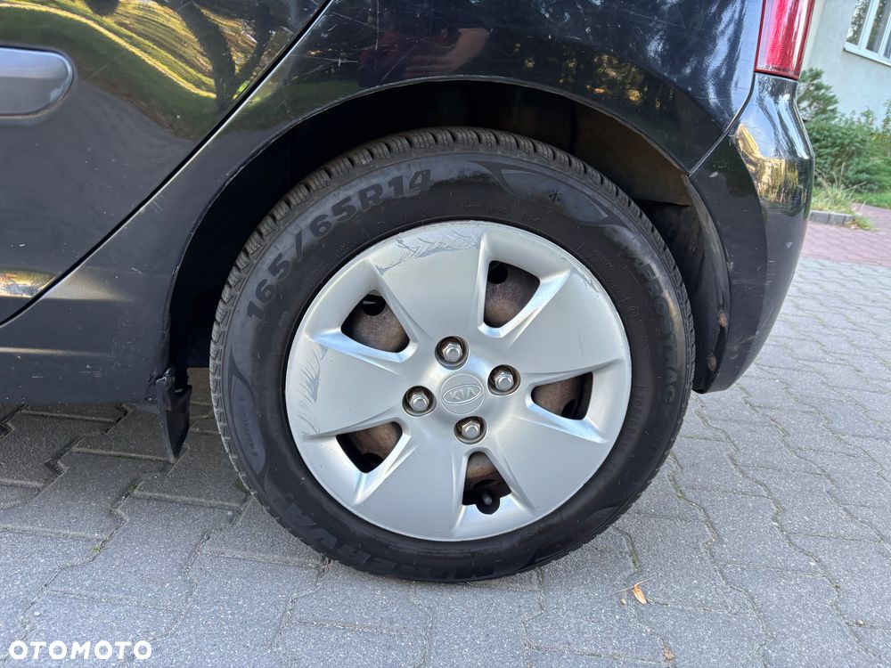 Kia Picanto - 12