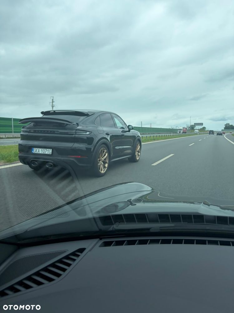 Porsche Cayenne 2024 photo 5