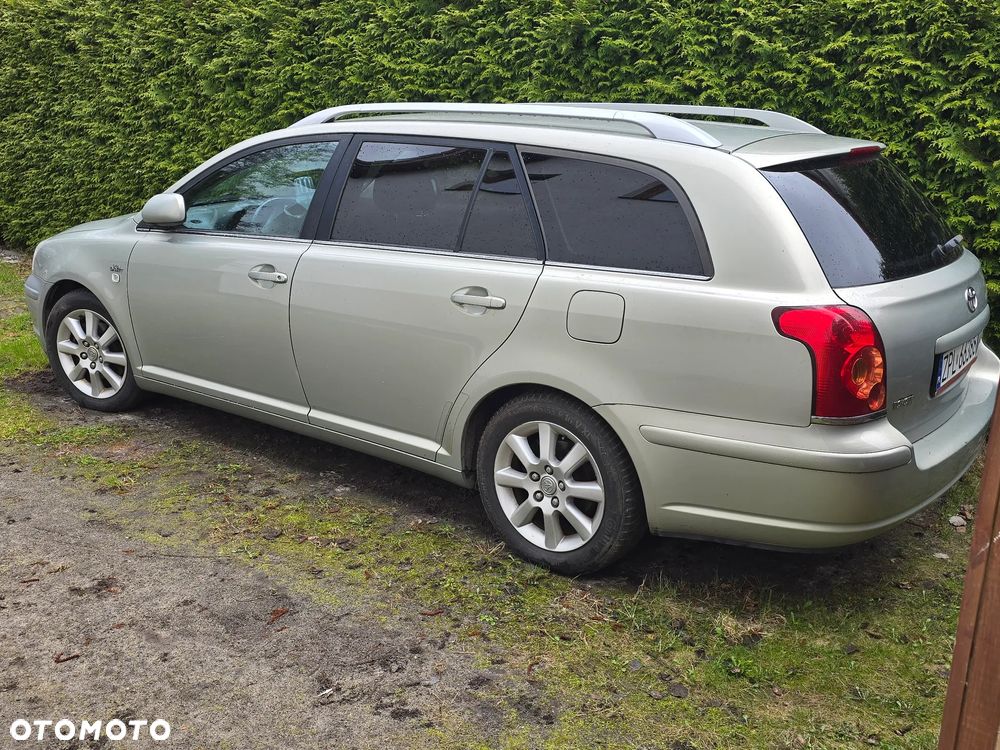 Toyota Avensis 2.2 D-4D Sol - 6