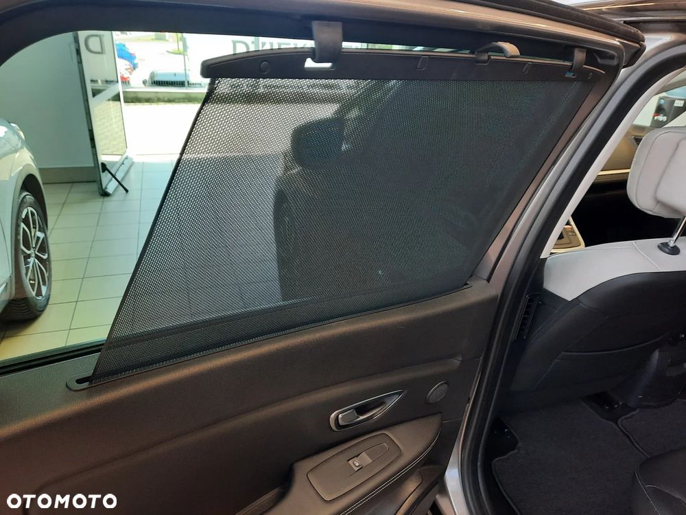 Renault Grand Scenic - 11