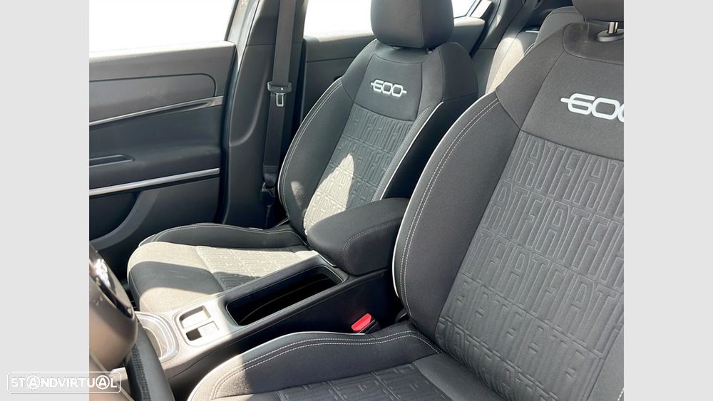 Fiat 600 1.2 Hybrid - 13