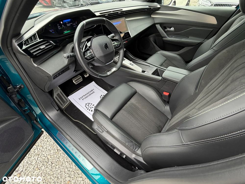 Peugeot 408 180 e-EAT8 GT - 29