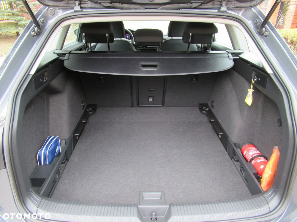Volkswagen Golf 1.5 TSI EVO Life - 17