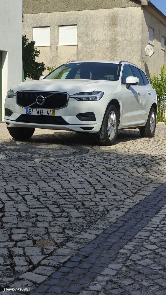 Volvo XC 60 2.0 D4 Momentum Geartronic - 23