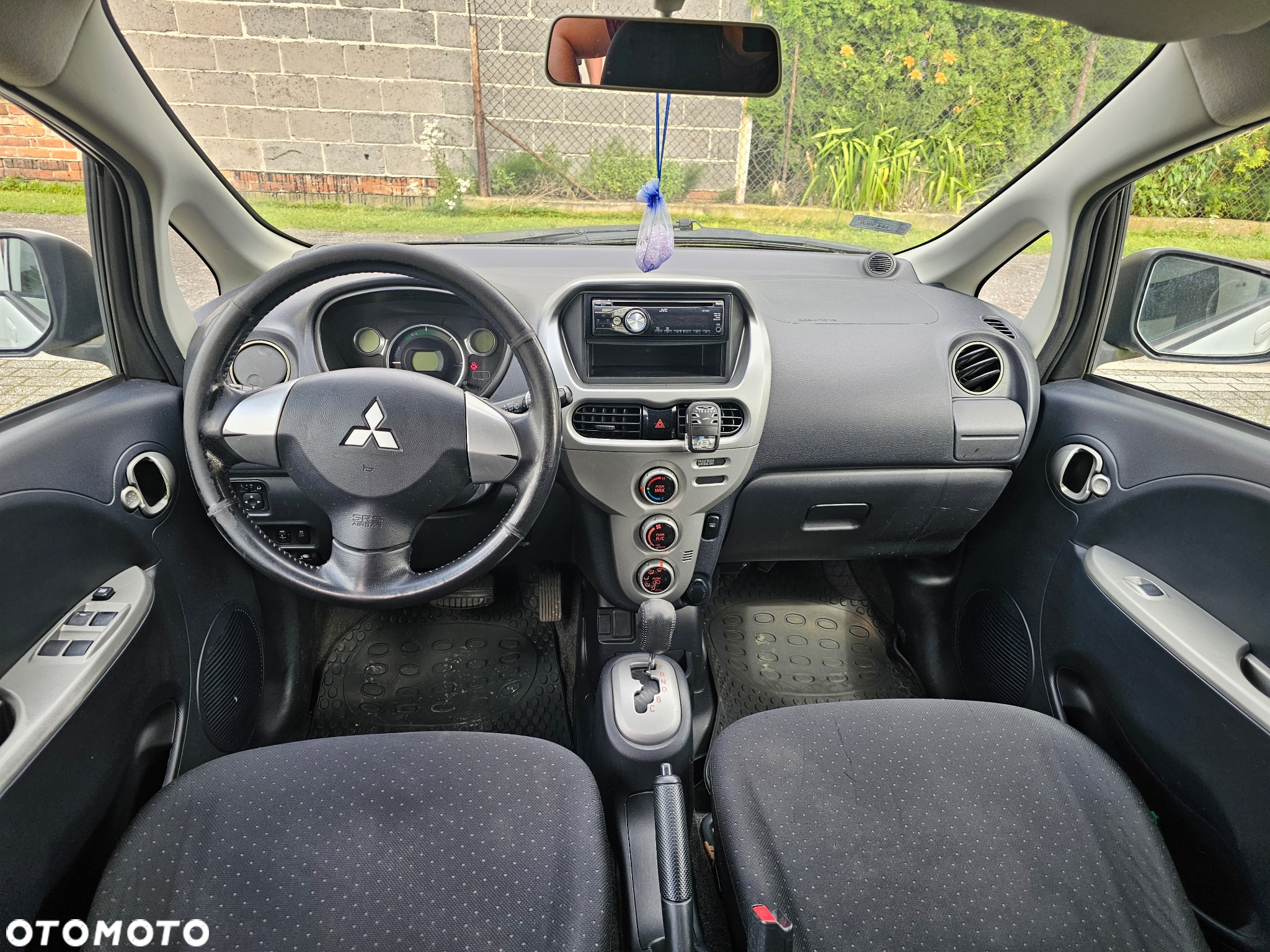 Mitsubishi i-MiEV Standard - 9