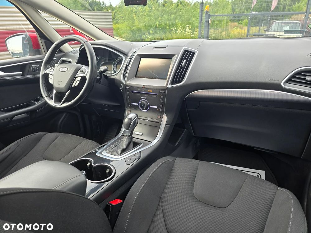 Ford S-Max 2.0 TDCi 4WD Titanium PowerShift - 22