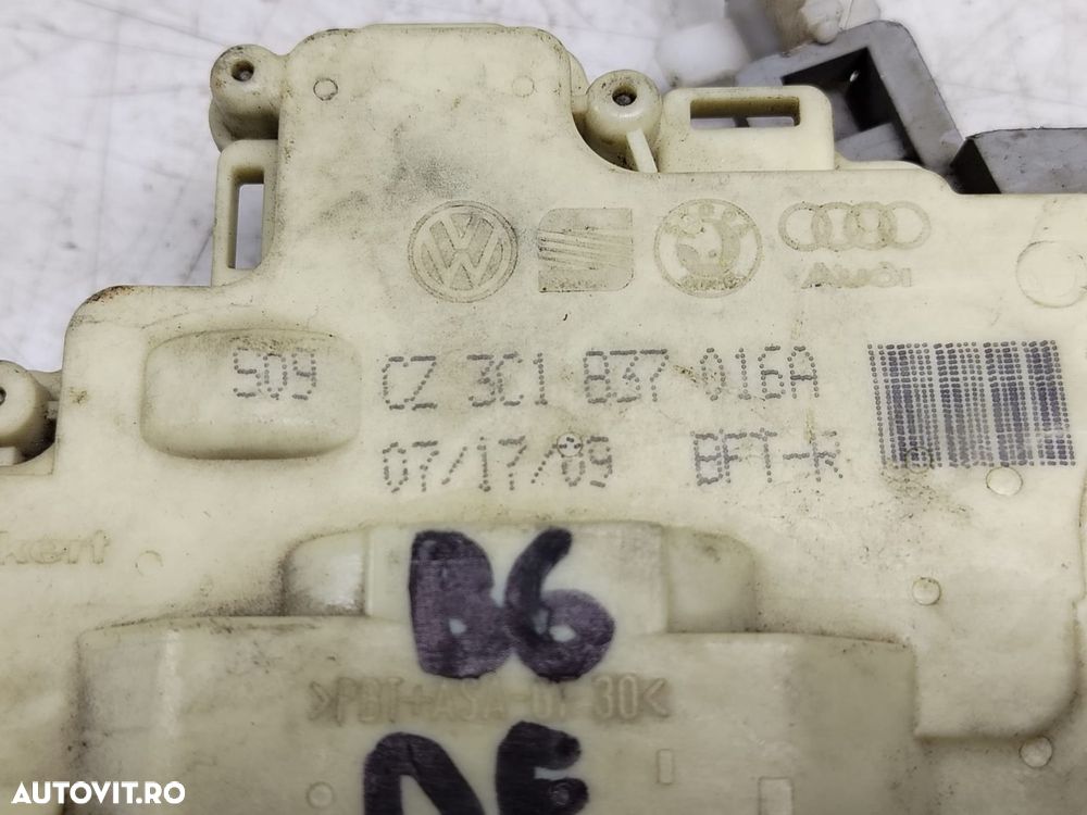 Broasca fata dreapta 3c1837016a Volkswagen VW Tiguan 1 [2007 - 2011] - 2