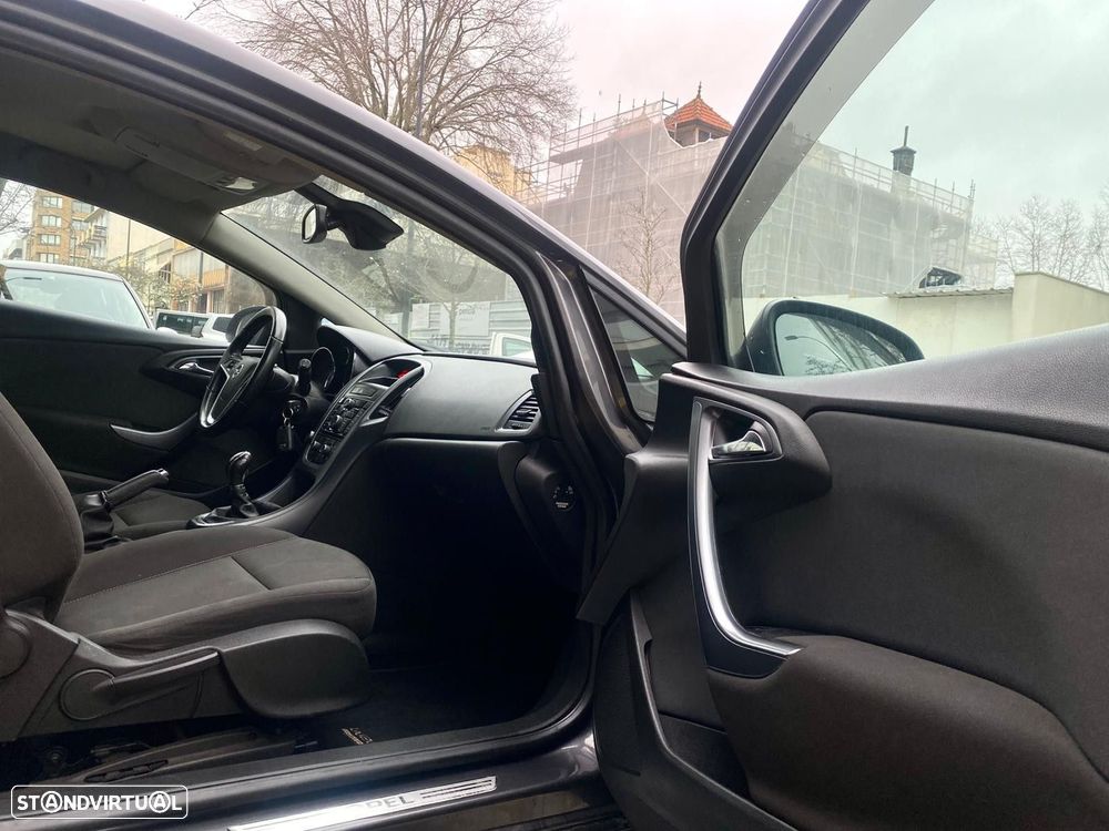 Opel Astra GTC 1.7 CDTI DPF - 18