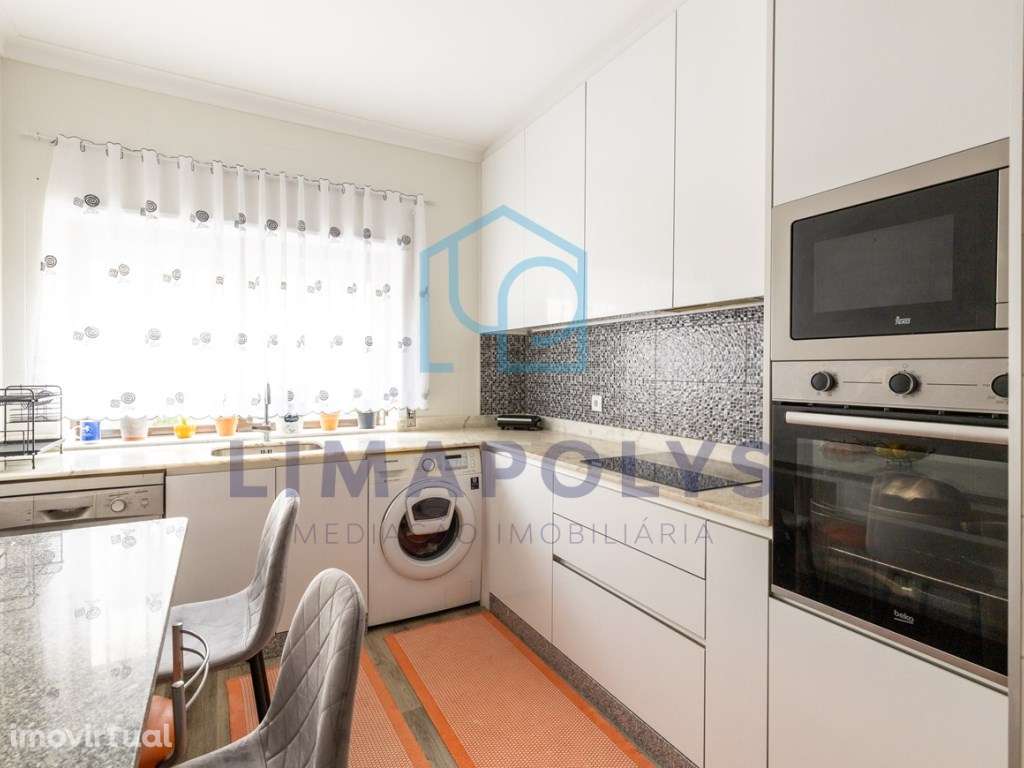 Apartamento T2 na praia da Amorosa com garagem fechada - Grande imagem: 5/16