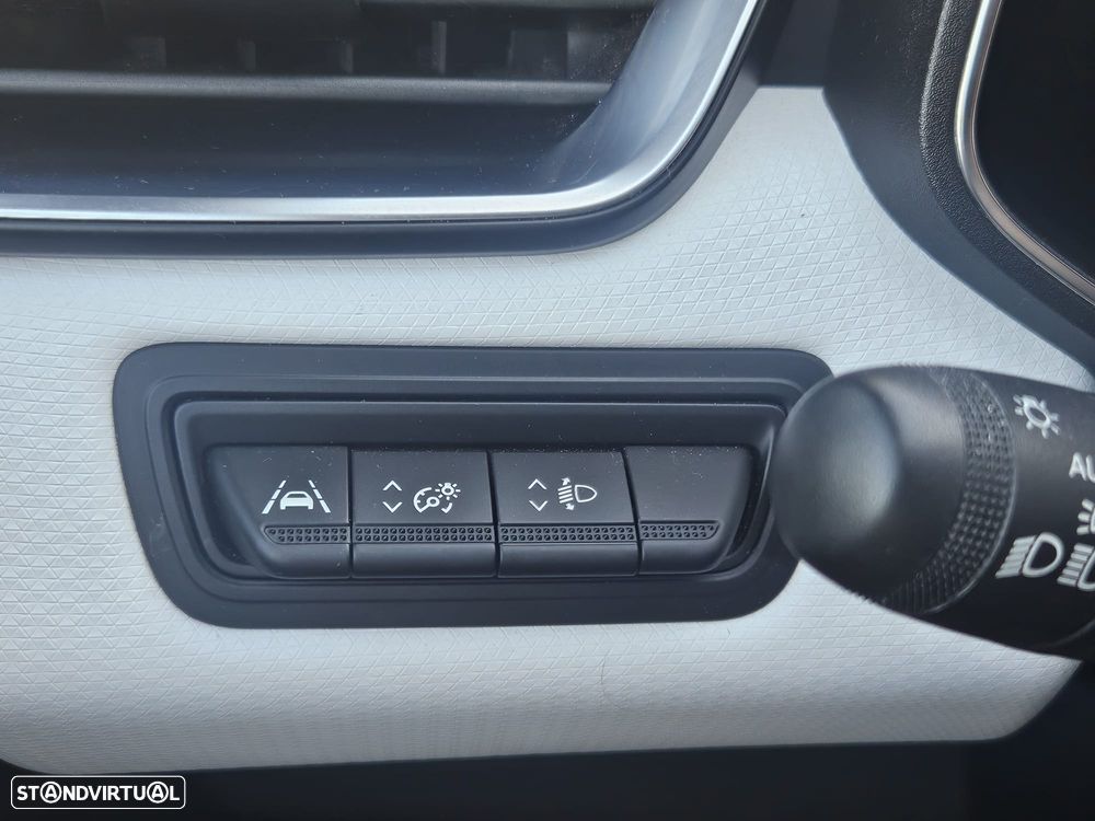 Renault Clio 1.0 TCe Techno - 9