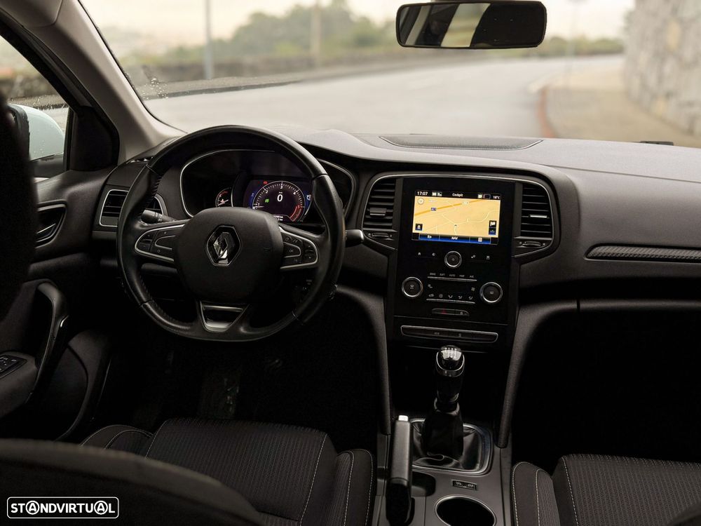 Renault Mégane 1.5 Blue dCi Intens - 5