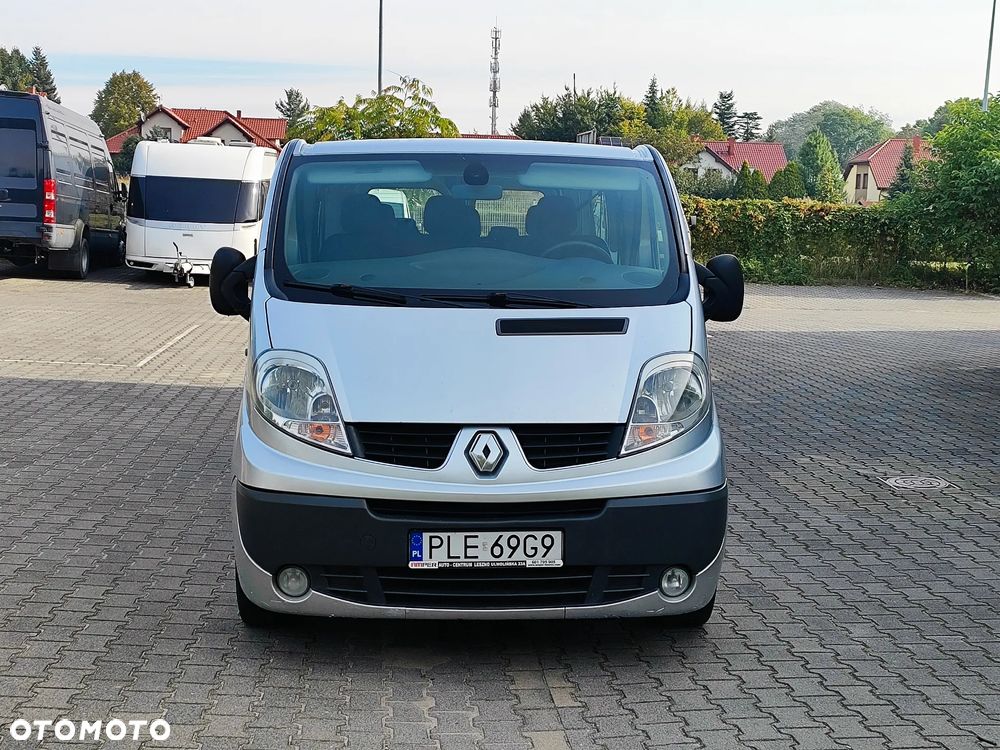 Renault Trafic - 2