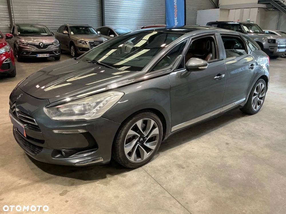Citroën DS5 2.0 HDi SportChic - 1