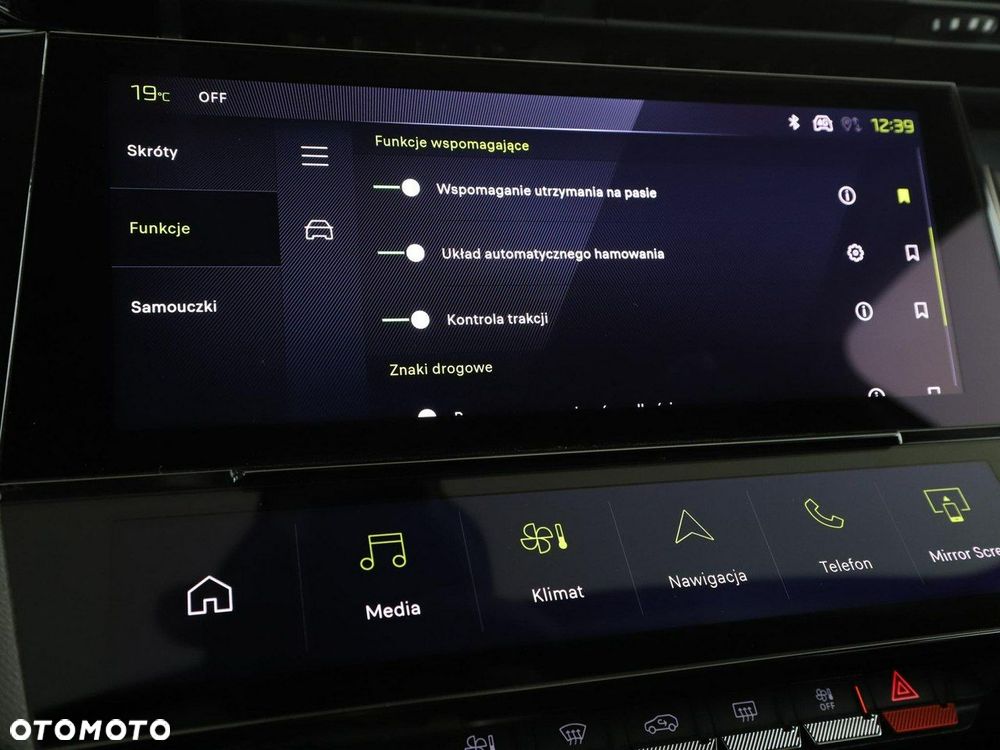 Peugeot 308 1.6 Hybrid PHEV Allure Pack EAT8 - 29