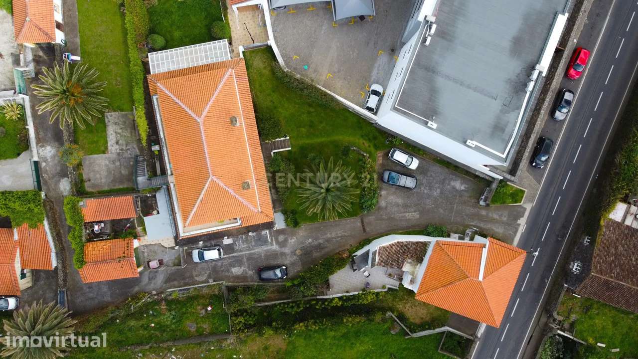 Apartamento T3 em Rabo de Peixe, Ribeira Grande - Grande imagem: 2/52