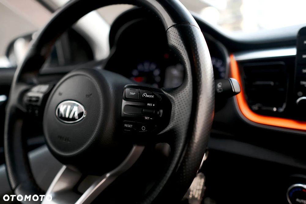 Kia Stonic 1.0 T-GDI 120 Edition 7 - 33