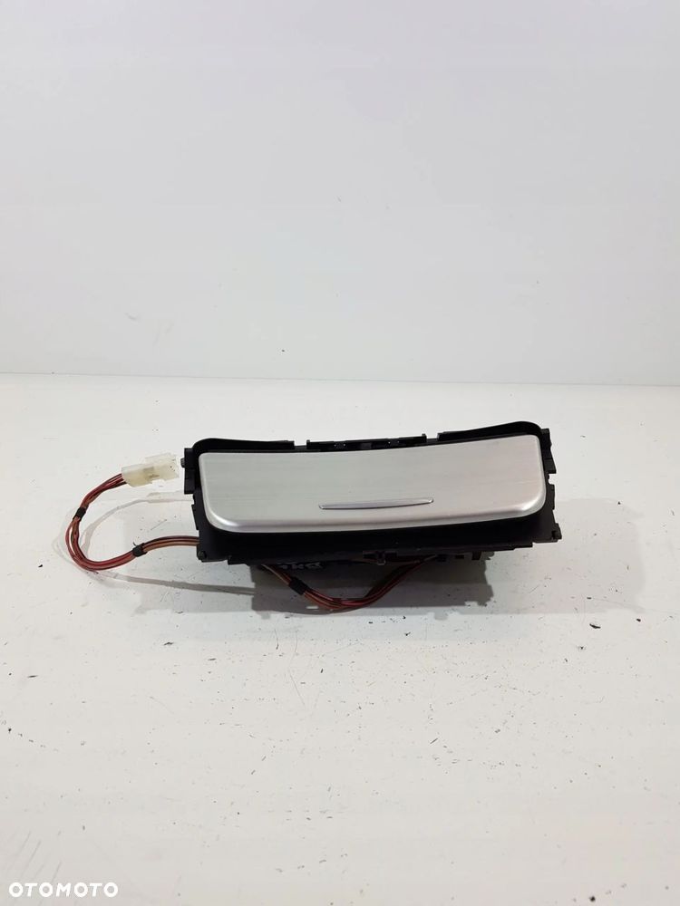 POPIELNICZKA CHROM BMW E87 E90 LIFT 2.0D 7078571 - 2