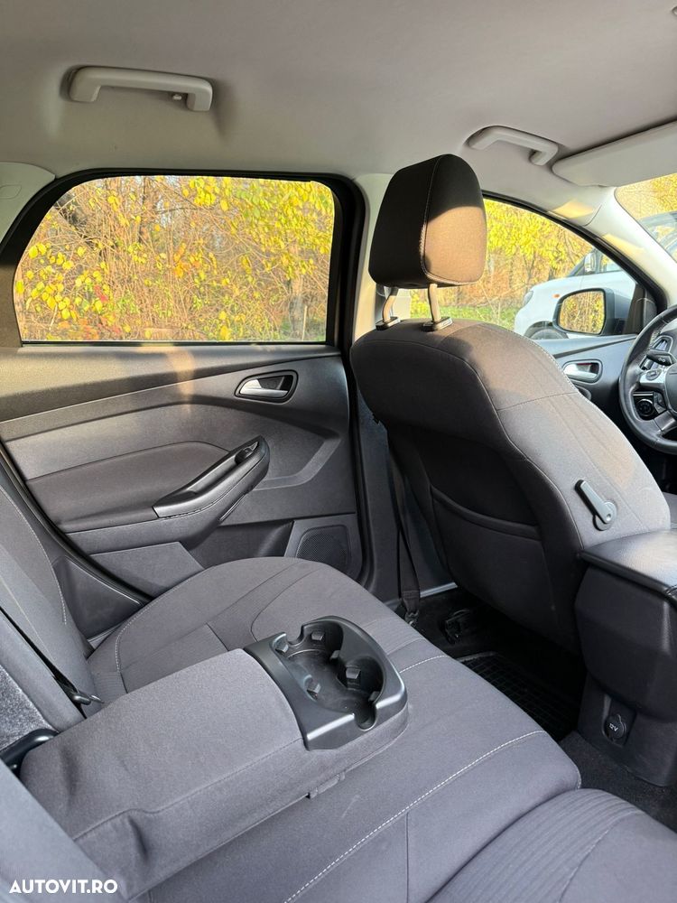 Ford Focus 2.0 TDCi DPF Aut. Titanium - 16