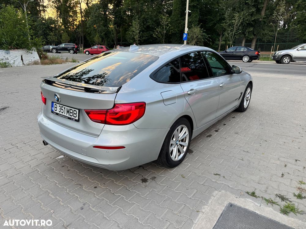 BMW Seria 3 318d Aut. - 11