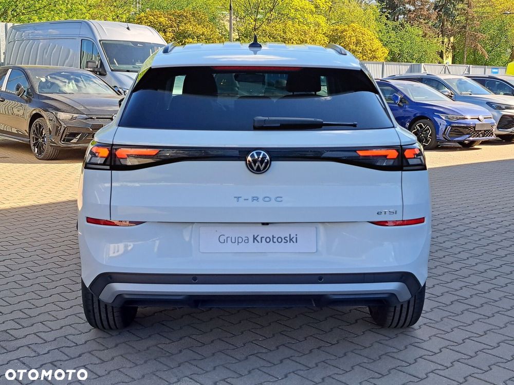 Volkswagen T-Roc - 4