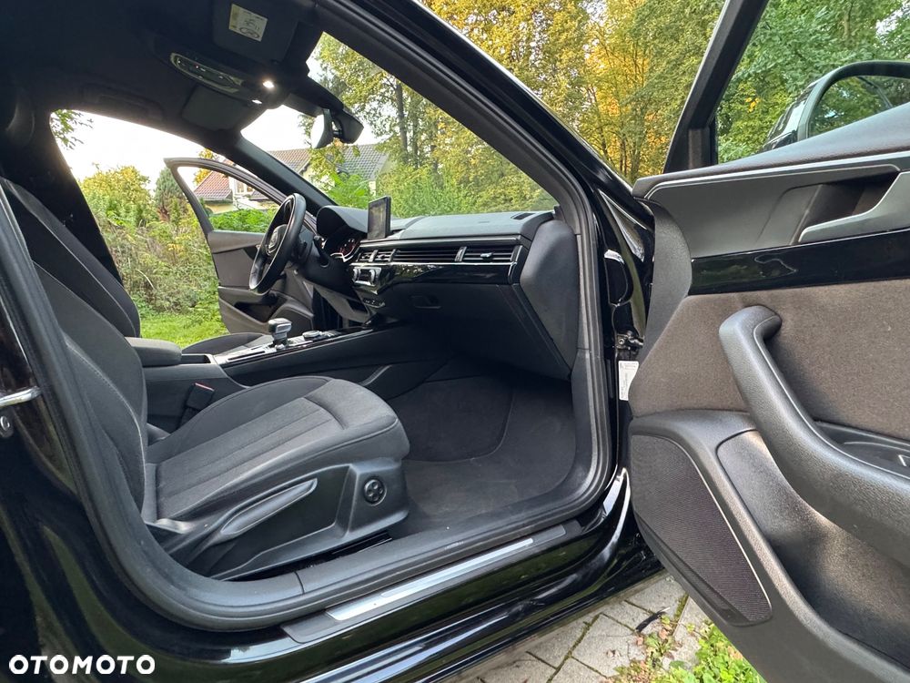 Audi A4 Avant 35 TDI S tronic design - 29
