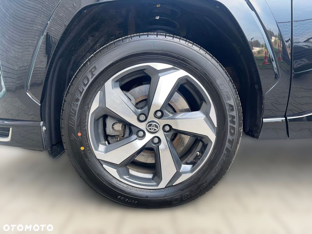 Toyota RAV4 - 8