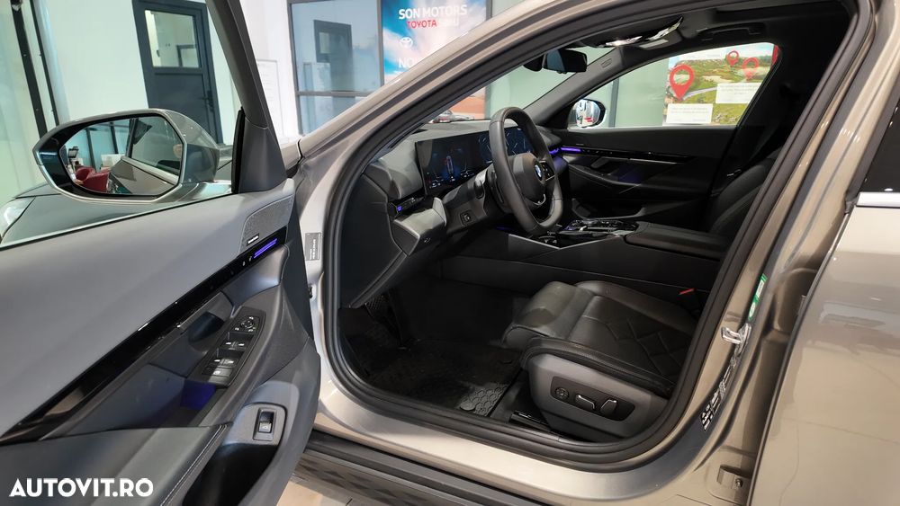 BMW Seria 5 520d xDrive AT MHEV - 12