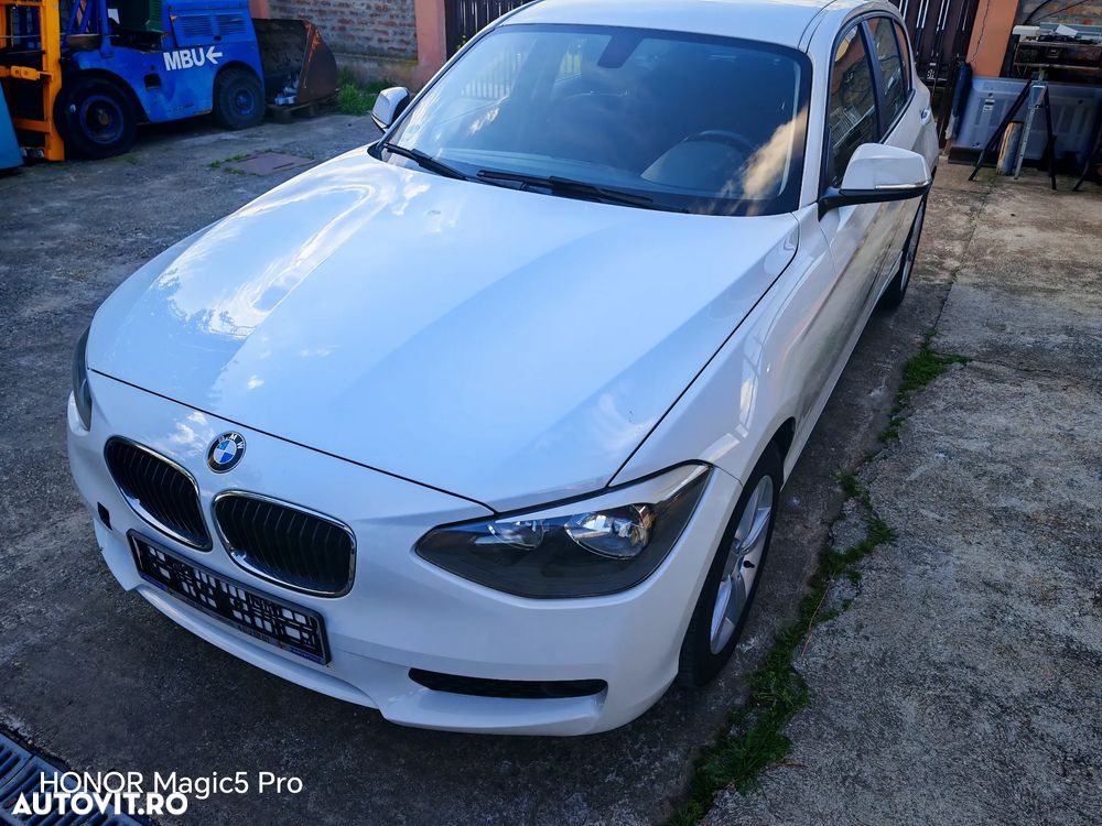 BMW Seria 1 114d Sport Line - 1