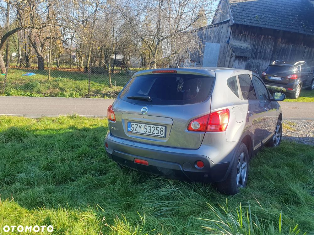 Nissan Qashqai 2.0 4x4 Tekna - 4