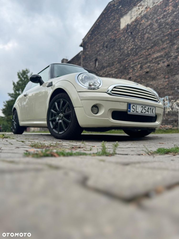 MINI Cooper - 1