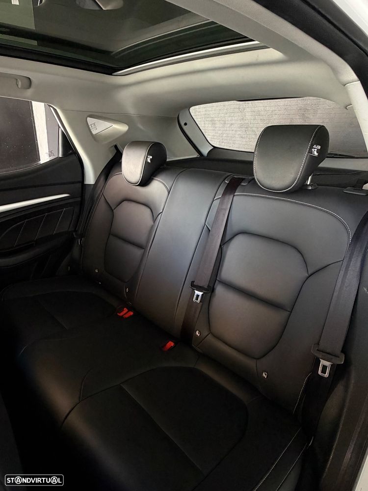 MG ZS Luxury - 34