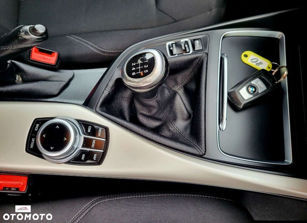 BMW Seria 1 - 20