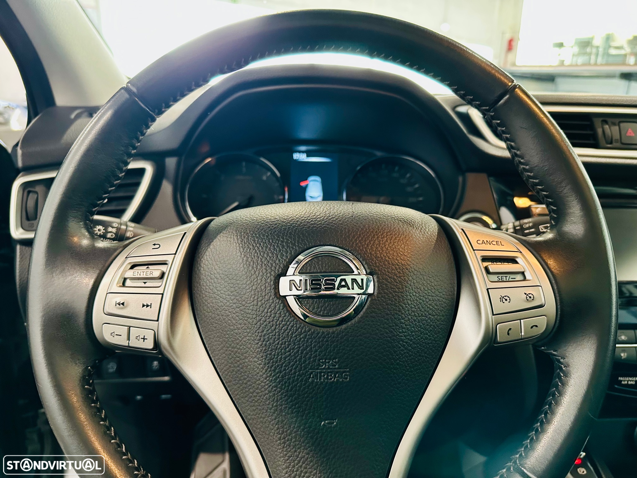 Nissan Qashqai 1.5 dCi Tekna - 16