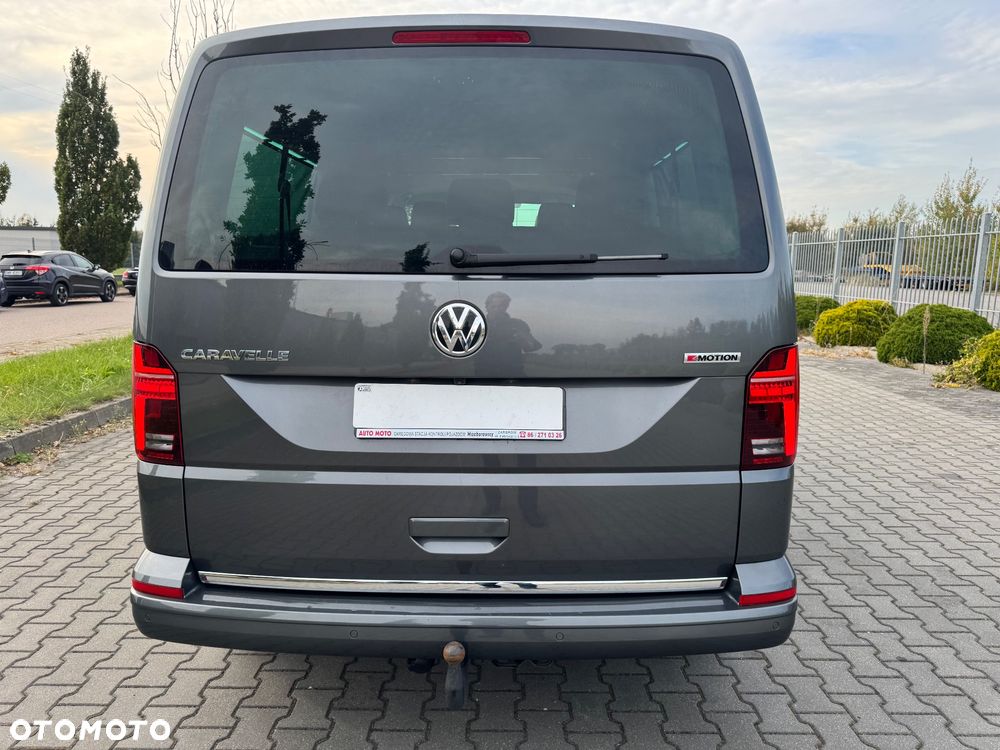 Volkswagen Caravelle - 19