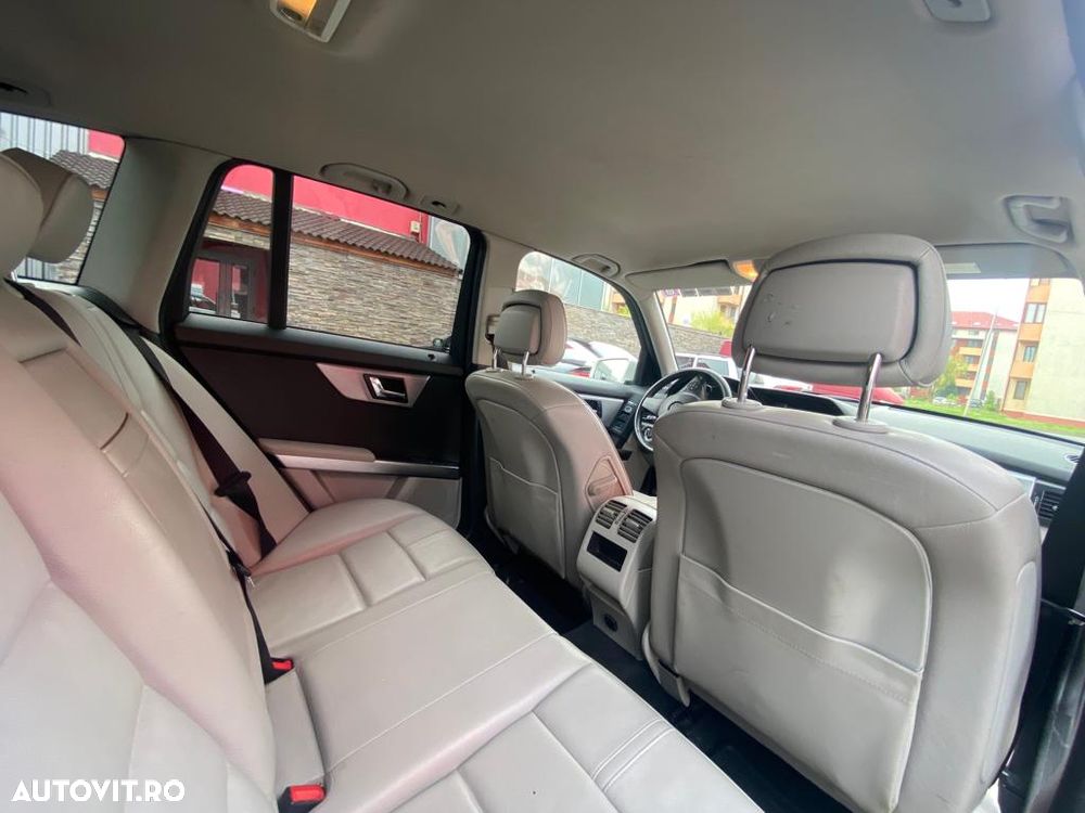 Mercedes-Benz GLK 250 CDI DPF 4Matic BlueEFFICIENCY 7G-TRONIC - 9