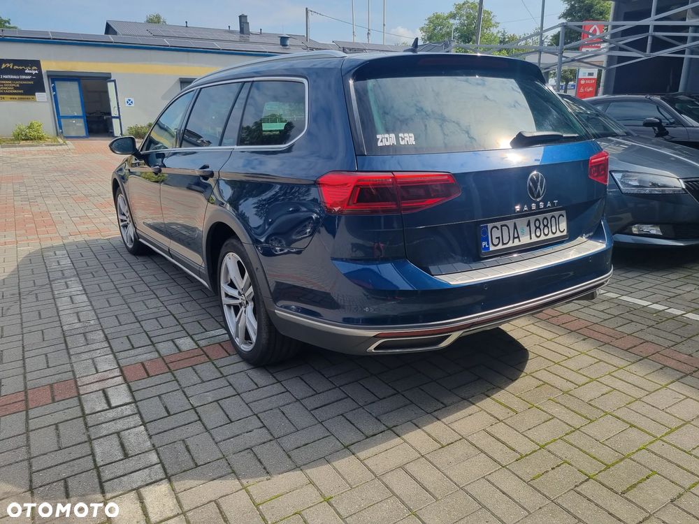Volkswagen Passat 2.0 TDI 4Mot Elegance DSG - 3