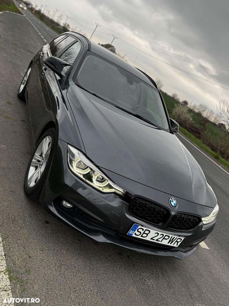 BMW Seria 3 320d Aut. Efficient Dynamics Edition - 32