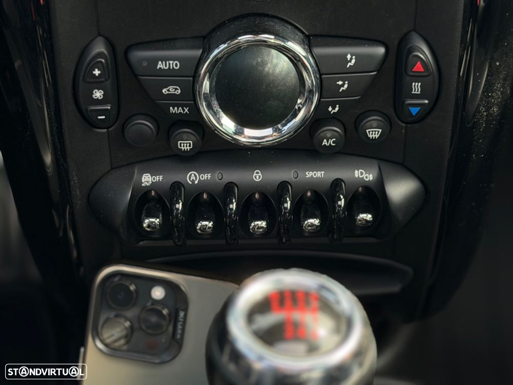 MINI Countryman John Cooper Works ALL4 - 17